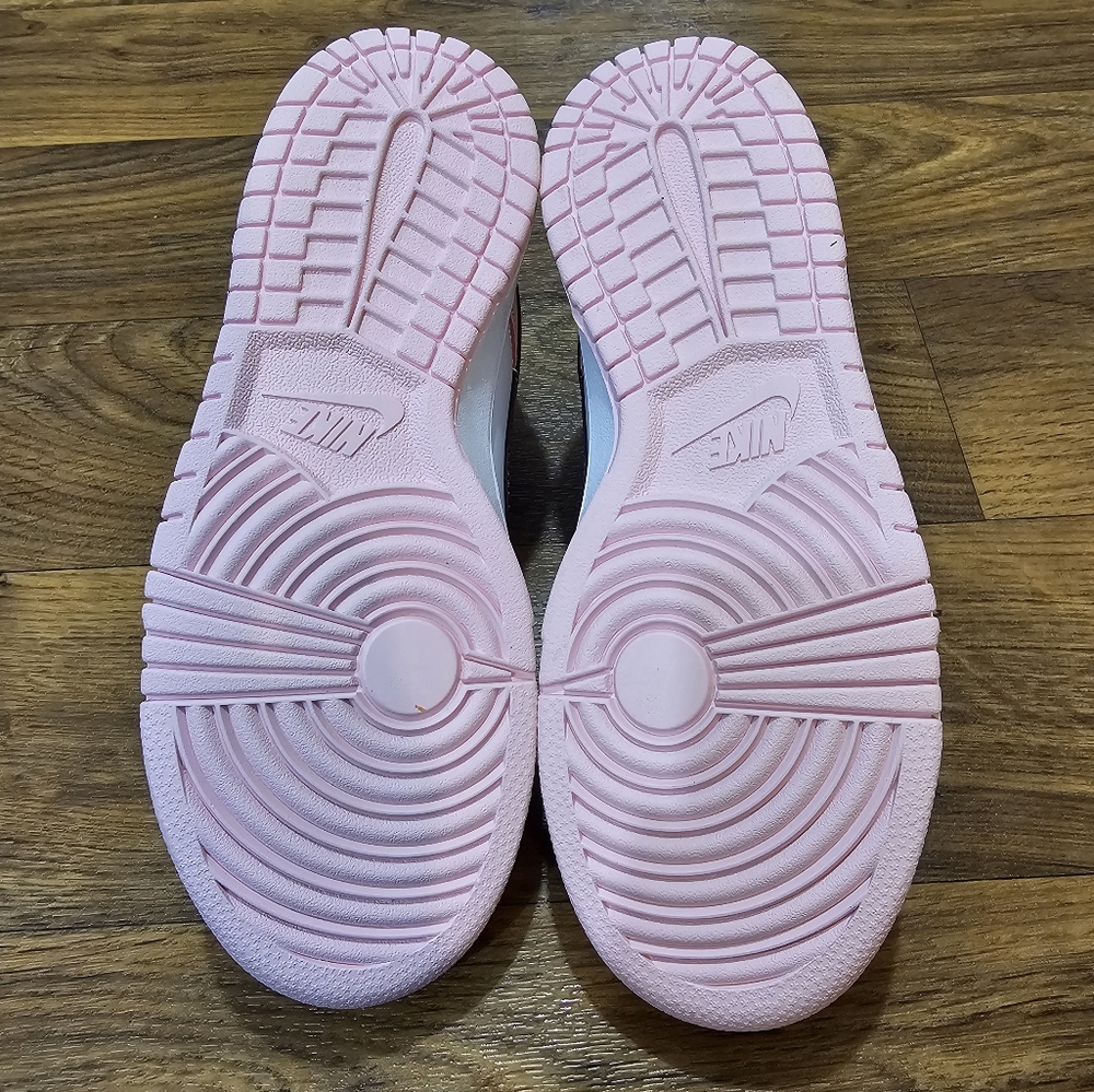 Dunk Low GS 'Pink Foam' - Picture 8 of 8
